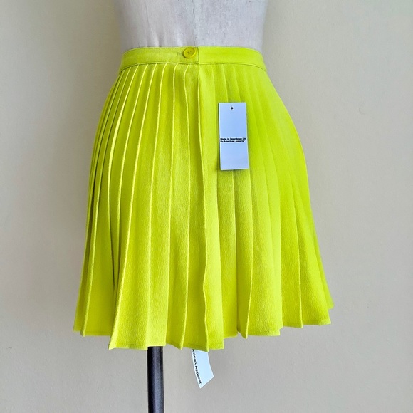Pleated Tennis Skirt - Picture 4 of 7
